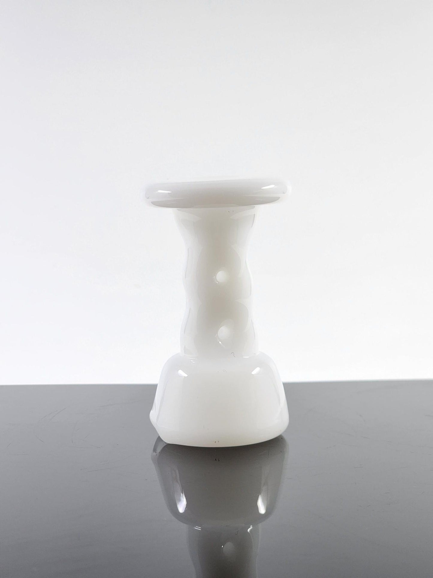  Compact and portable Durin Glass Cooling Tower Puffco Attachment, ranging from 2.75" - 3.5" in height.