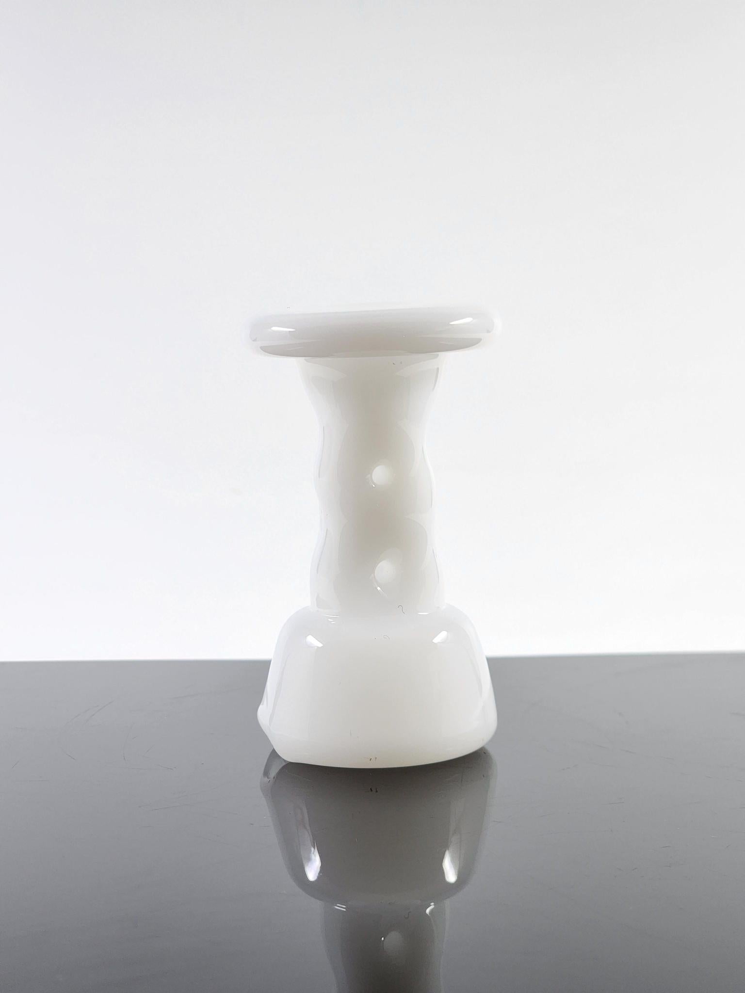  Compact and portable Durin Glass Cooling Tower Puffco Attachment, ranging from 2.75" - 3.5" in height.