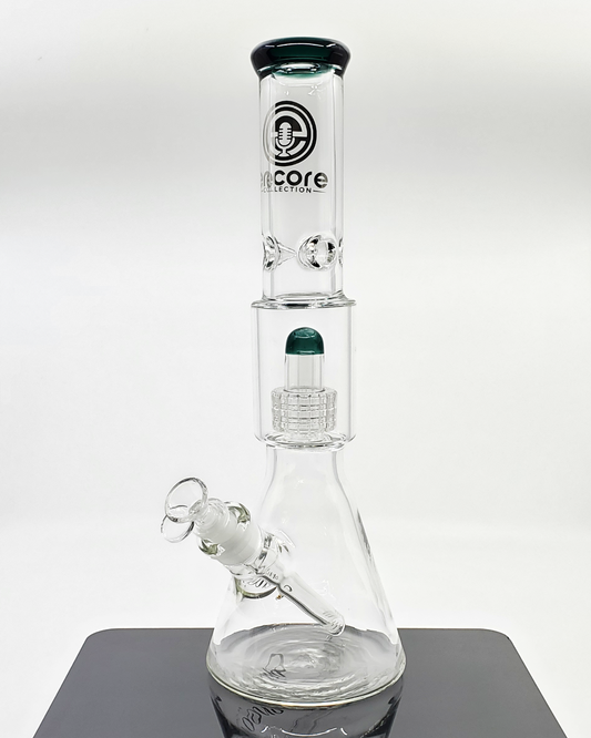 Close-up of the Encore Glass 16” Matrix Beaker, showcasing its durable design and superior filtration system.