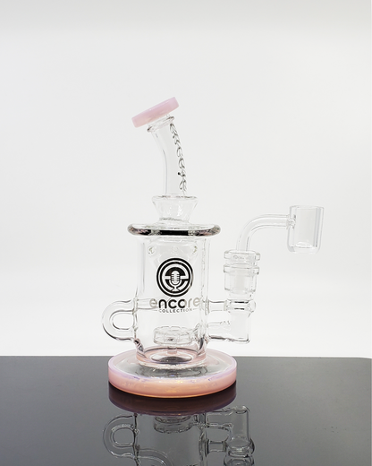  Encore Glass 7” Incycler Rig with advanced filtration, unique incycler design, and compact setup for smoother hits and optimal performance.