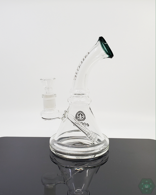 Encore Glass 7” Matrix Puck Rig with matrix perc filtration, designed for smooth hits and enhanced airflow in a compact 14mm joint setup.