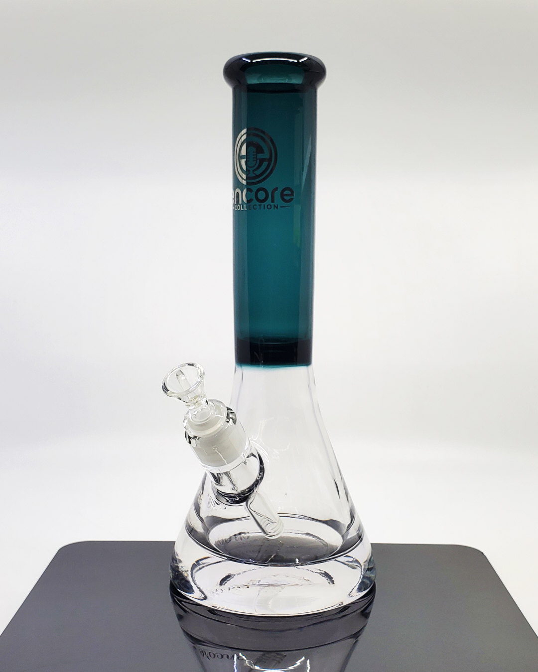 12.5-inch Encore Glass Heavy Bottom Beaker offering stability, smooth filtration, and durable design for consistent performance