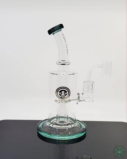 7.5-inch Encore Glass Showerhead Rig with efficient showerhead perc for smooth filtration and convenient daily use
