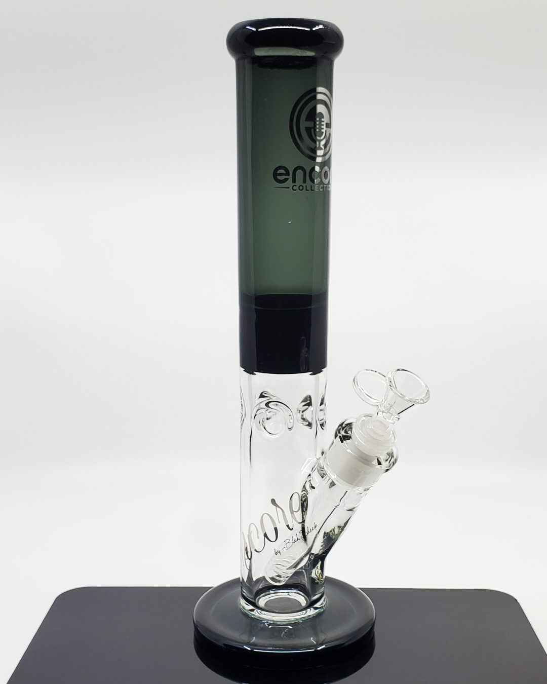 Encore Glass 14” Color Mashup Straight Tube | Vibrant Design | Smooth Filtration