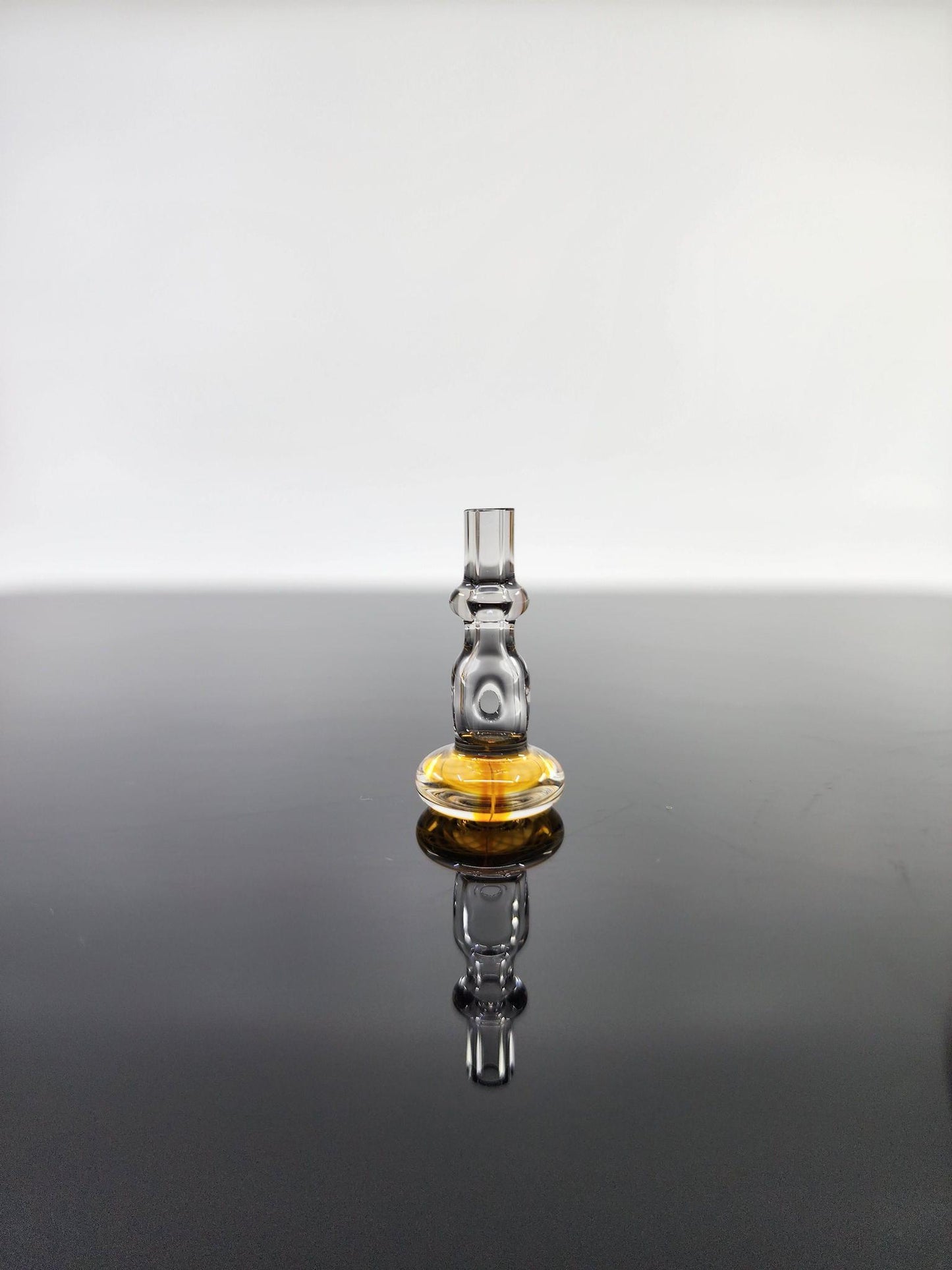  Side view of the Gatez Glass Fumicello 3DXL Joystick Cap, showcasing its precision control and compatibility with various dabbing setups.