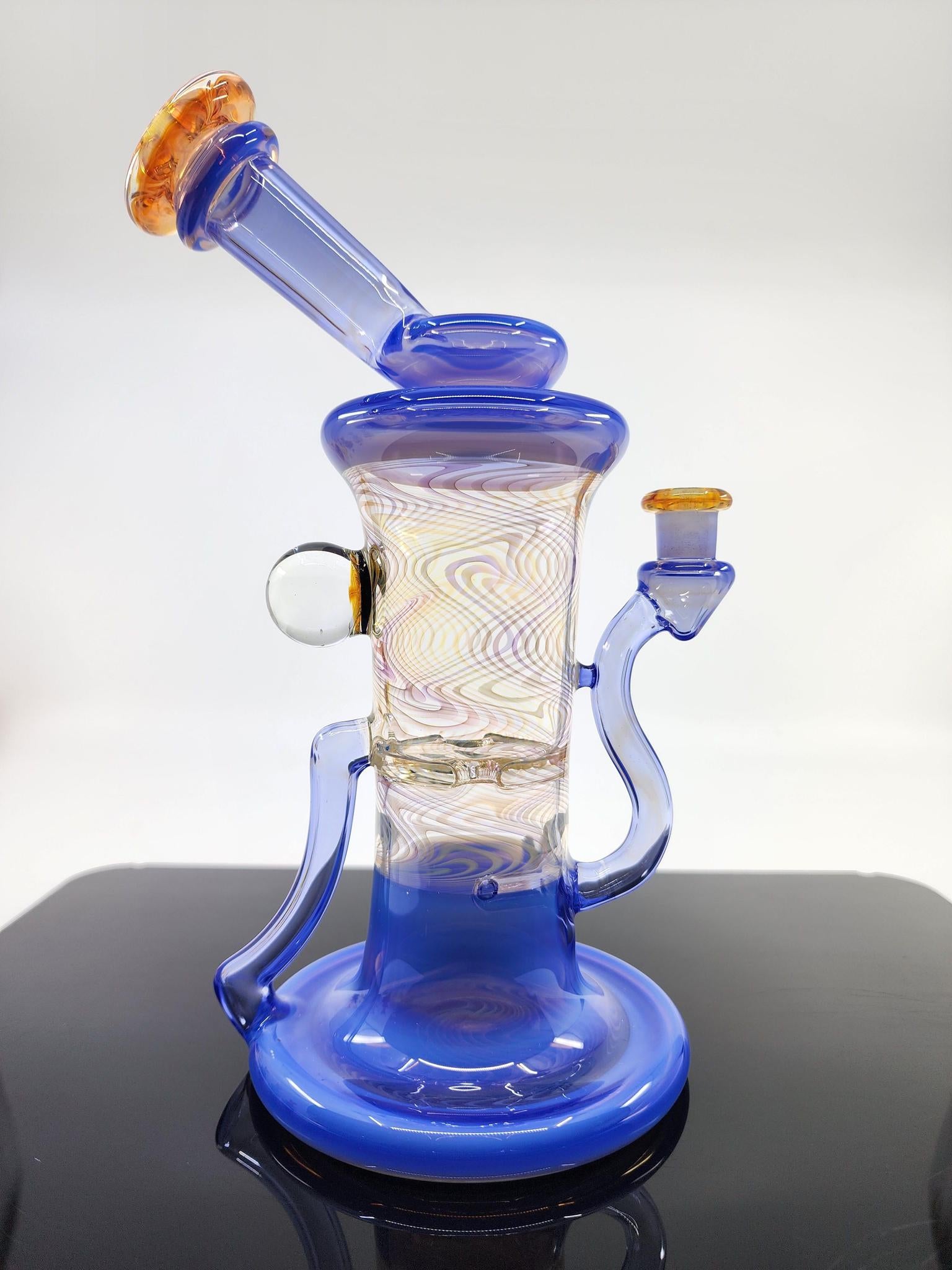 Front view of Gatez Glass Neptune Rewig Blooper, showcasing the 8-inch height and elegant Neptune finish.