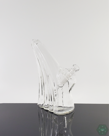 Grav Labs 6” Wave Bubbler with portable design, featuring smooth filtration for effortless hits.