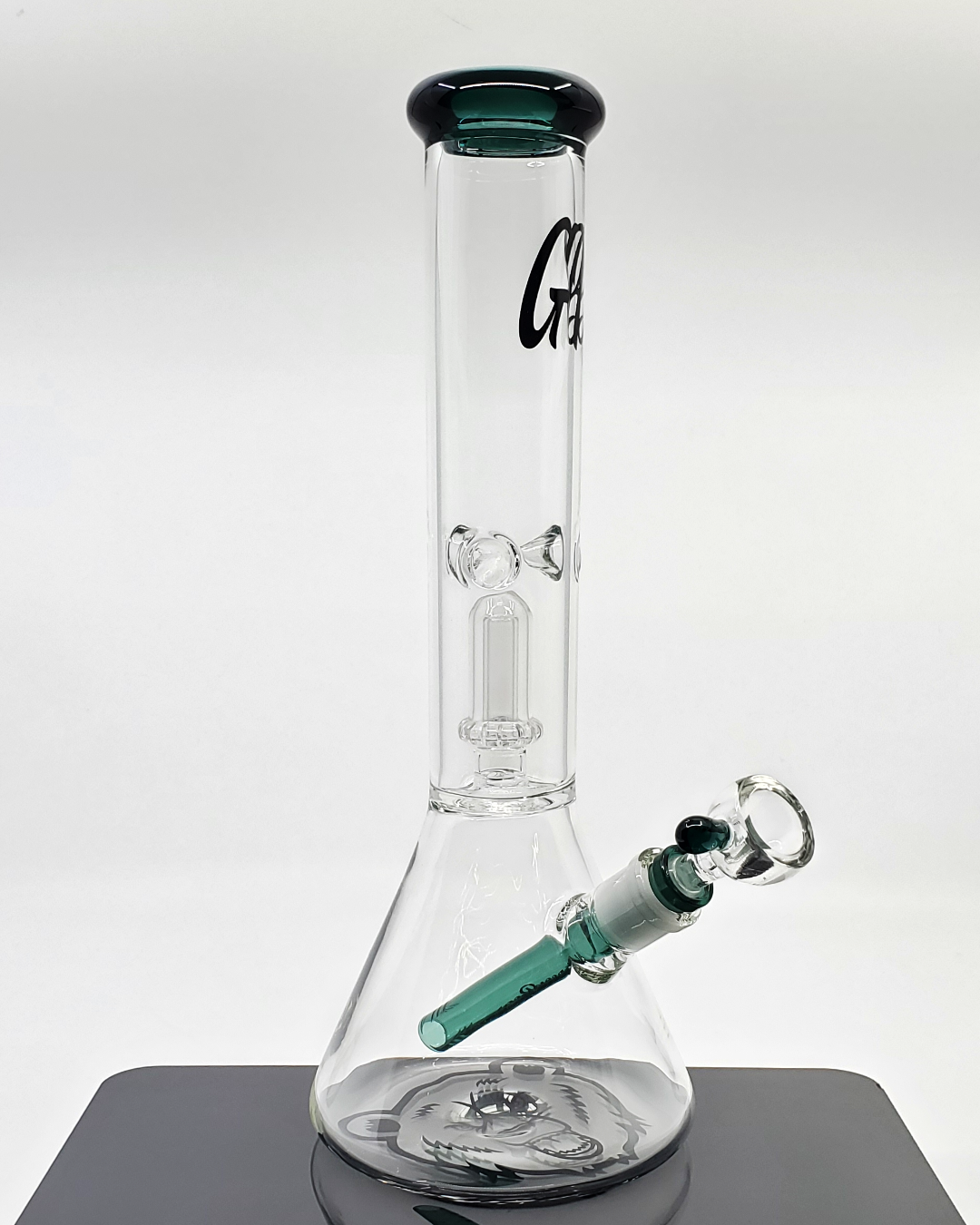 Green Bear Single Perc Beaker – Classic 14-inch glass beaker bong with durable construction and efficient smoke filtration.