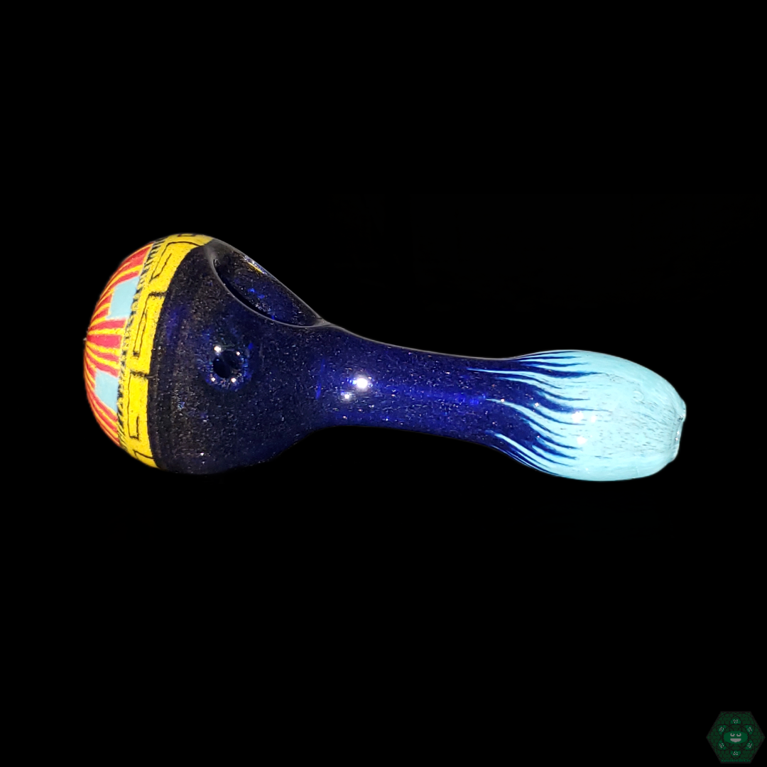 Hoffman Glass Spoon Pipe with a traditional, simple design ideal for smooth, enjoyable smoking sessions