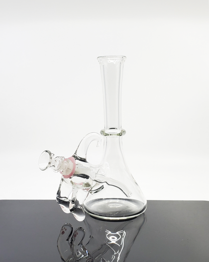  Side view of the iDab Glass Cat Butt Jammer showcasing its whimsical design and 10mm joint, ideal for those seeking a fun and functional piece.
