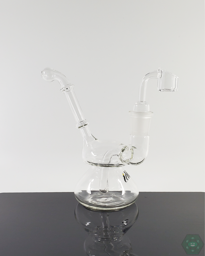 iDab Sidecar Rig with sleek sidecar neck design, providing smooth draws and splash resistance for a reliable and enjoyable smoking experience