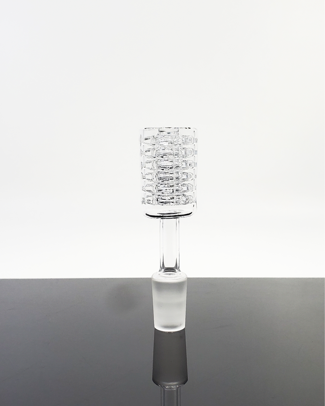 J Red Glass 6 Stack Diamond Knot XL featuring six-stage knot design for enhanced heat retention and vapor production.