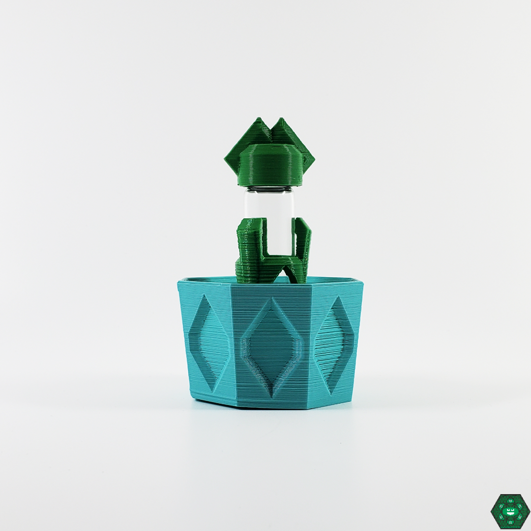 Kuhns Accessories Cleaning Cup: The Qtip Alcohol Cup is a must-have accessory for any glass enthusiast, providing a convenient and stylish way to keep cotton swabs organized and accessible for cleaning.