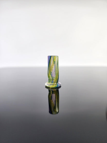 Simple Human Linework Pivot Mouthpiece - Modern and durable mouthpiece with a unique design for smooth and comfortable dabbing experiences.