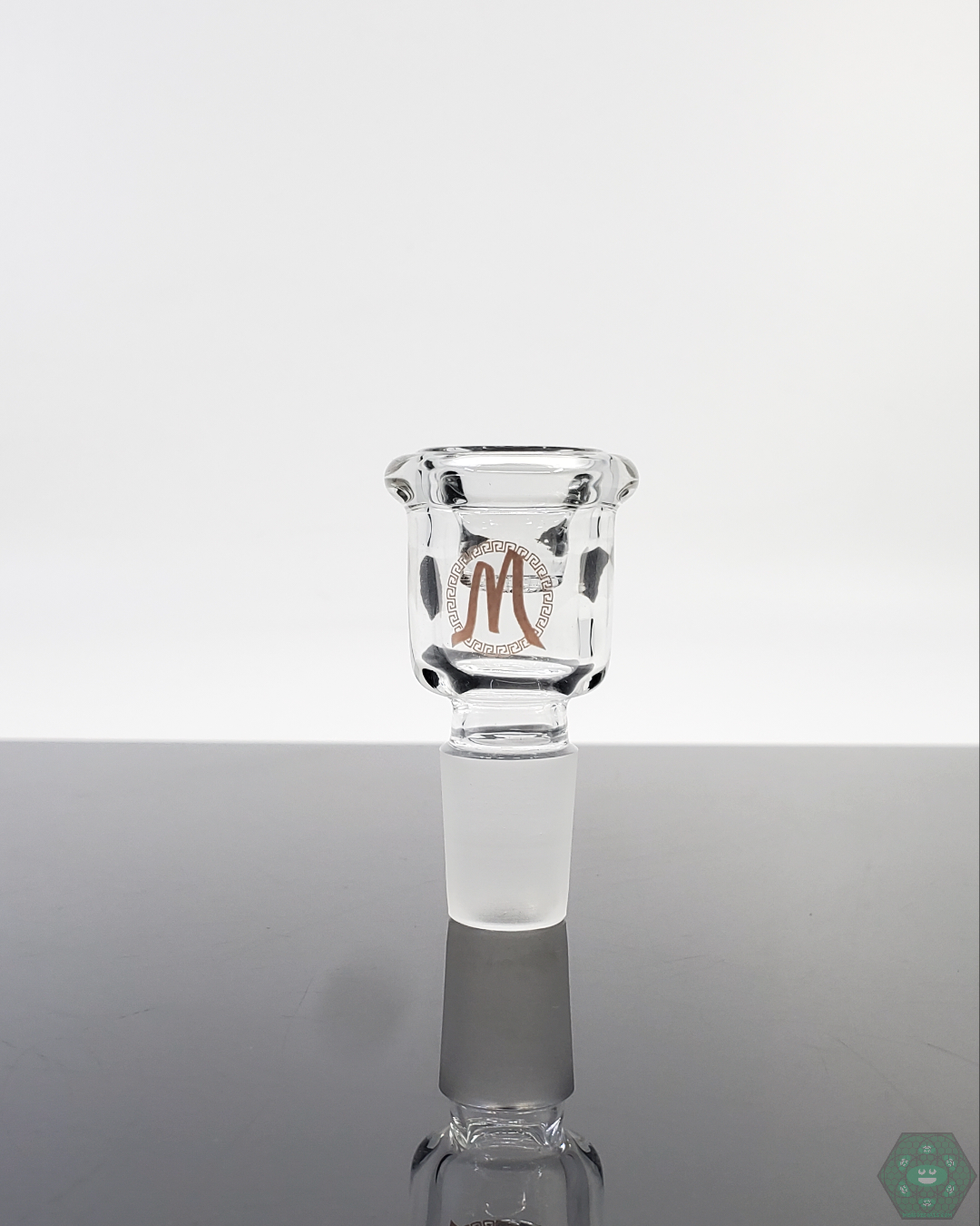 Monark Glass screen slide with built-in filter for smooth airflow and clean hits.