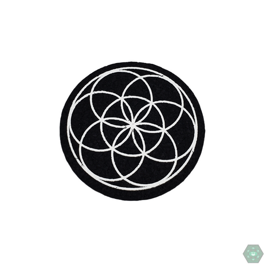 Mood Mats 5” White Seed compact glass accessory pad with a non-slip surface, designed for stability, protection, and elegant aesthetics.







