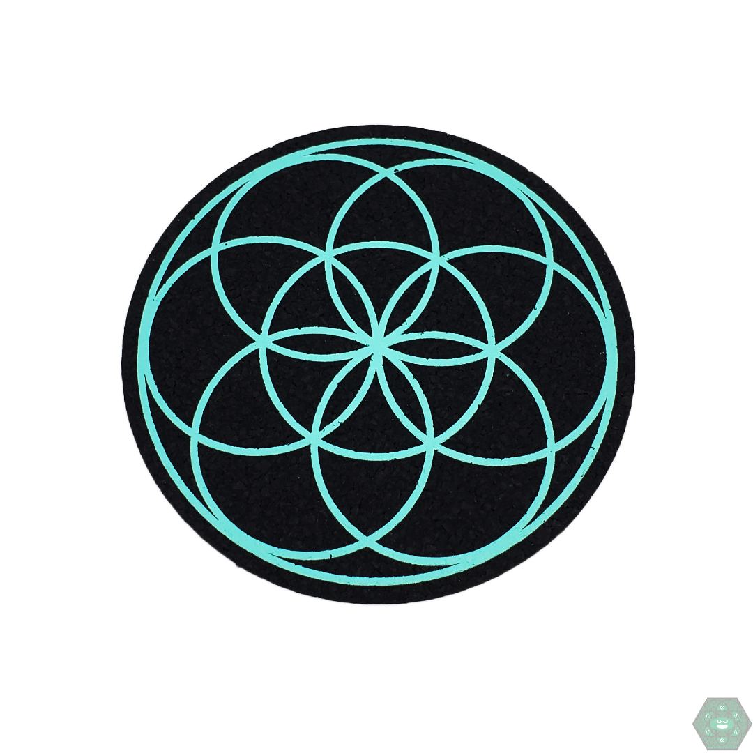 Mood Mats 8” Aqua Seed non-slip mat, designed for secure glass placement and stylish protection, available at Headdy Glass.