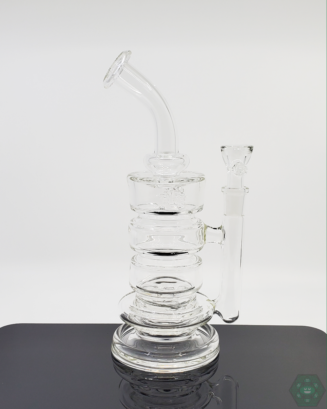PKG 60mm Rig made from durable premium glass, designed for smooth dabbing sessions with easy cleaning and long-lasting performance
