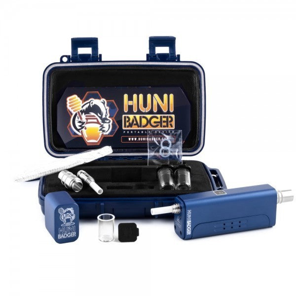 Portable Dab Kit with Accessories: The Huni Badger kit is perfect for on-the-go dabbing and includes all necessary accessories in a convenient carrying case.