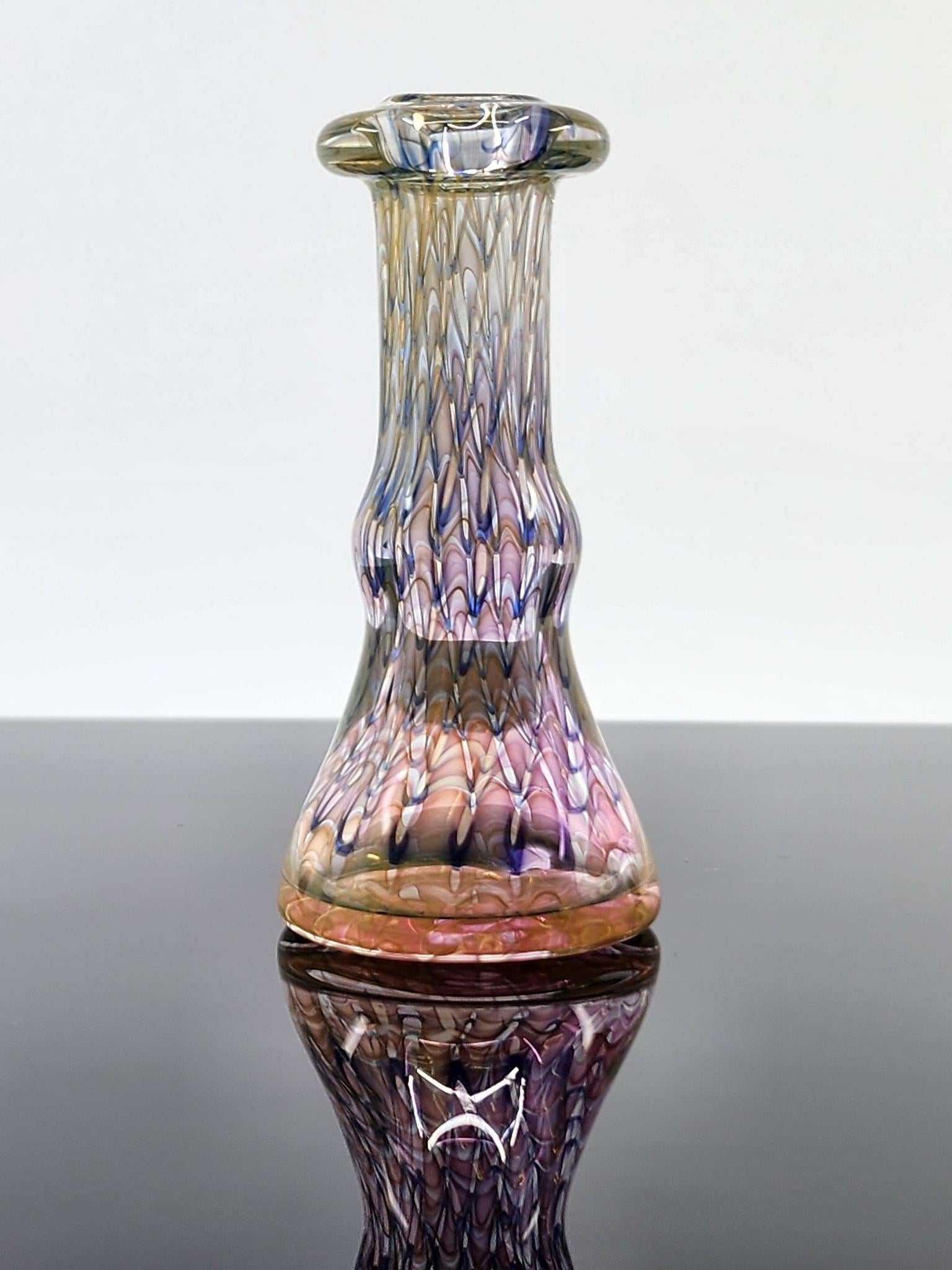 Soft Spoken Glass Puffco Wrap & Rake Dry Top, enhances dabbing with its stylish design, fitting both V1 & V2 Peak and Peak Pro models.