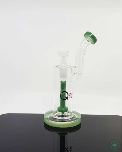 Quantum Sci 8” Glass Bubbler, designed for smooth hits and portability with efficient water filtration.