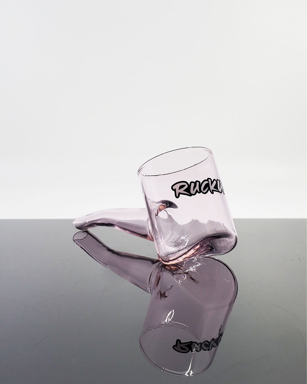  Side view of the Ruckus Glass Proxy Attachment, showcasing its sleek and functional design.
