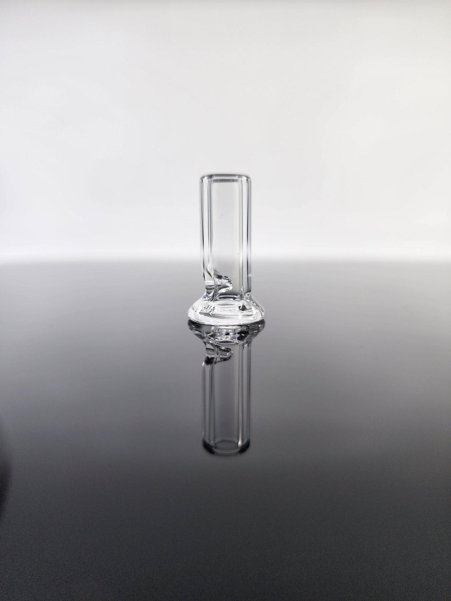 Simple Human Clear Pivot Mouthpiece, designed for Peak and Peak Pro, enhancing your dabbing experience with a sleek and functional design.