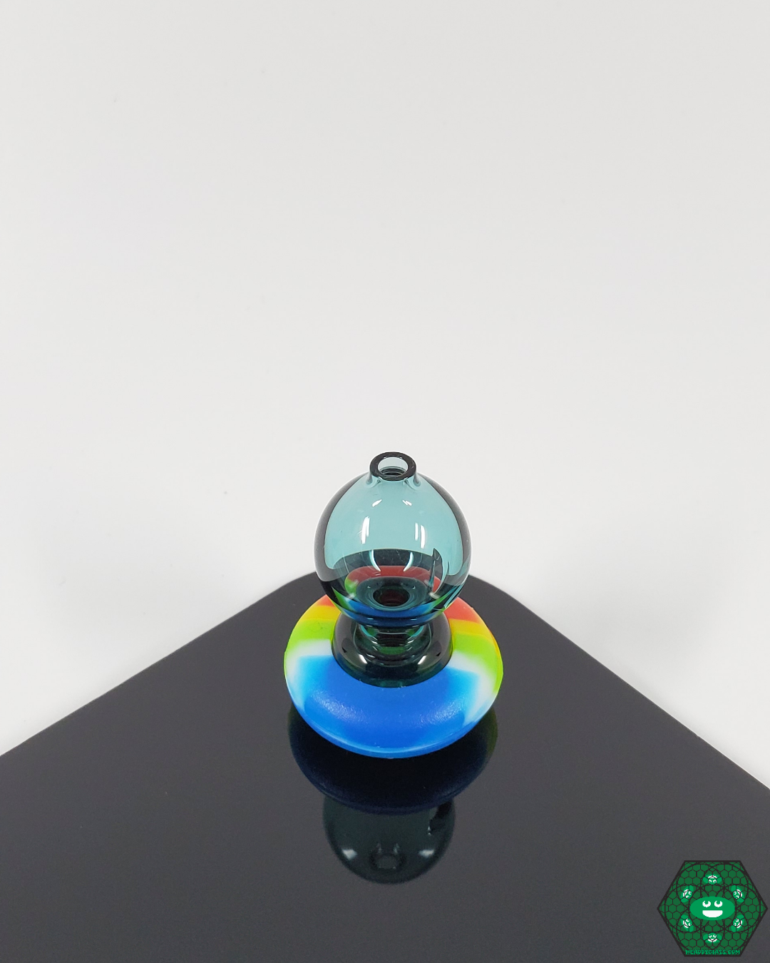  Pair of Spacewalk Glass Puffco Peak Caps, made from borosilicate glass for durability and precision, offering consistent heat retention and smooth vapor.