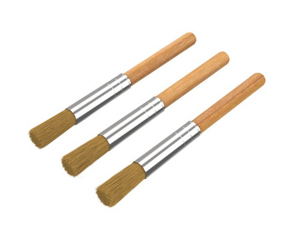Storz & Bickel 3pcs Cleaning Brush Set for thorough cleaning of vaporizer parts.

