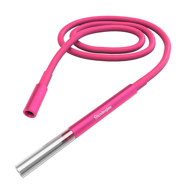  Close-up of the 45° adjustable mouthpiece on the pink Stündenglass Gravity Infuser, allowing for contactless consumption.