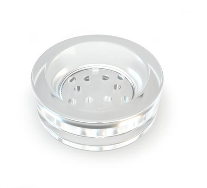 Close-up of the 45° adjustable mouthpiece on the Taylor Gang x Stündenglass Gravity Infuser, offering smooth, contactless consumption.
