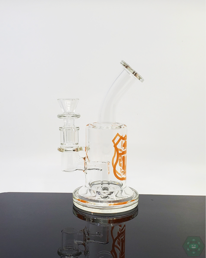 US Tubes 7-inch Hybrid Rig, designed for durability and performance in a compact size, perfect for smooth smoking sessions