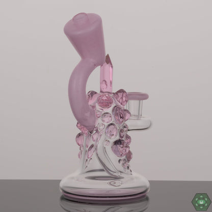 10mm Crystal Jammer: The Northern Waters Single Crystal Jammer features a 10mm joint, making it compatible with a variety of dabbing setups.


