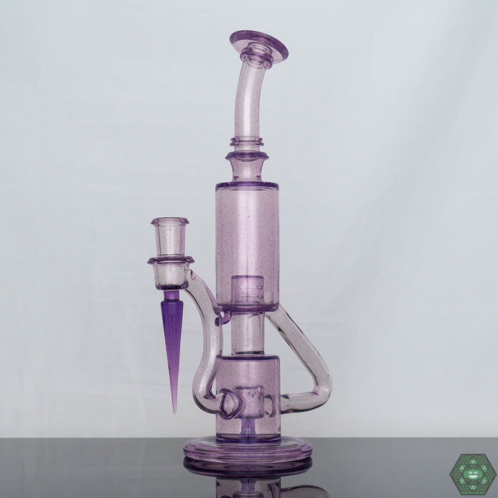  14mm Female 90-Degree Joint Rig: The Parallax Bubble Dumper features a 14mm female joint at a 90-degree angle, compatible with a variety of dabbing accessories.