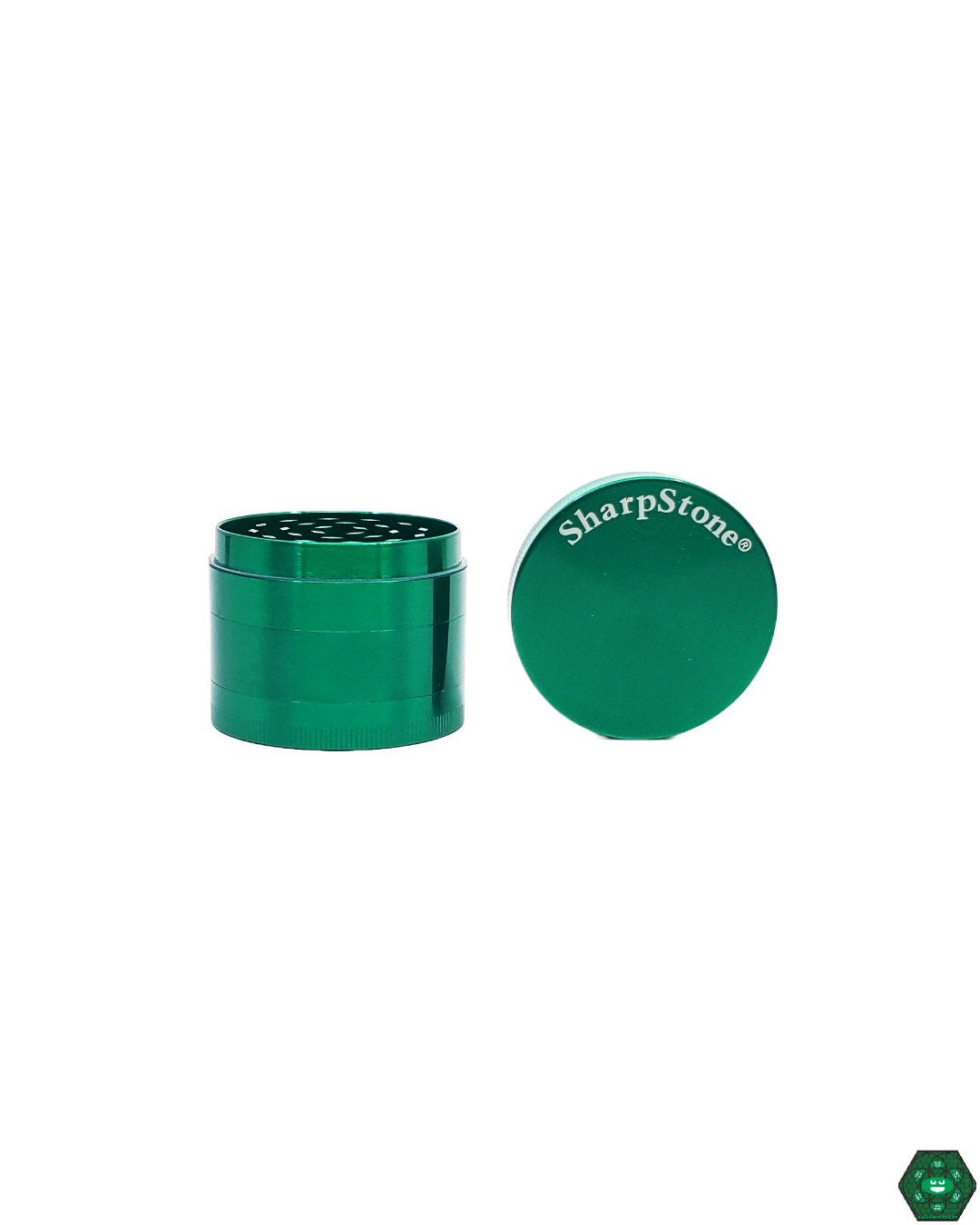 4-Piece Aluminum Herb Grinder: The Sharpstone 55mm grinder features a 4-piece design and durable aluminum construction for efficient and consistent herb grinding.