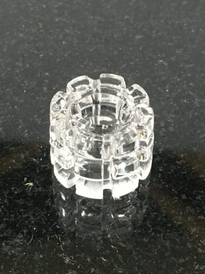 4-Stage Knot Insert for Enhanced Heat Retention: The Diamond Knot Power Gear Insert features a 4-stage design, optimizing heat retention and vapor distribution for a more efficient and flavorful dabbing experience.