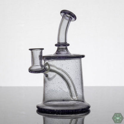 Heat-resistant 7 Ten Glass Mini Tube with precision tips for handling concentrates.