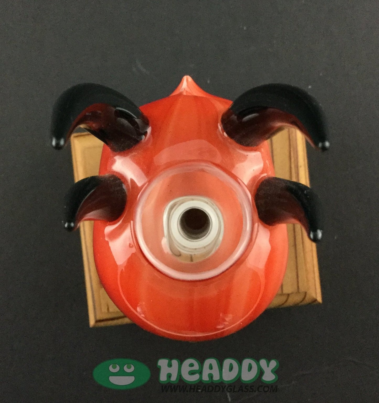  Glass Dome - Banjo 14MM Handcrafted Unique Design. This handcrafted glass dome offers a unique design and a secure fit.