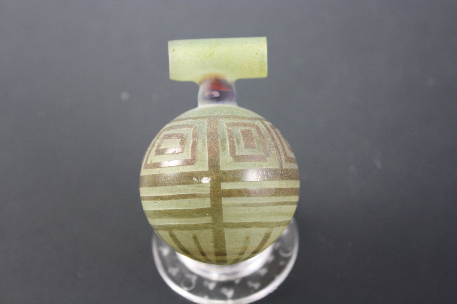  Premium Smoking Accessory - Bearclaw Space Key 1. Durable, high-grade metal construction. Compact and versatile for on-the-go use.