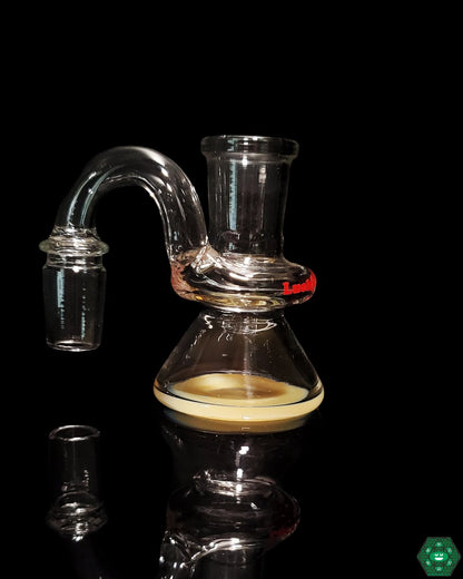 AFM Glass 18mm 90° Dry Catcher | Easy-to-Use with Superior Debris Filtration for Daily Use


