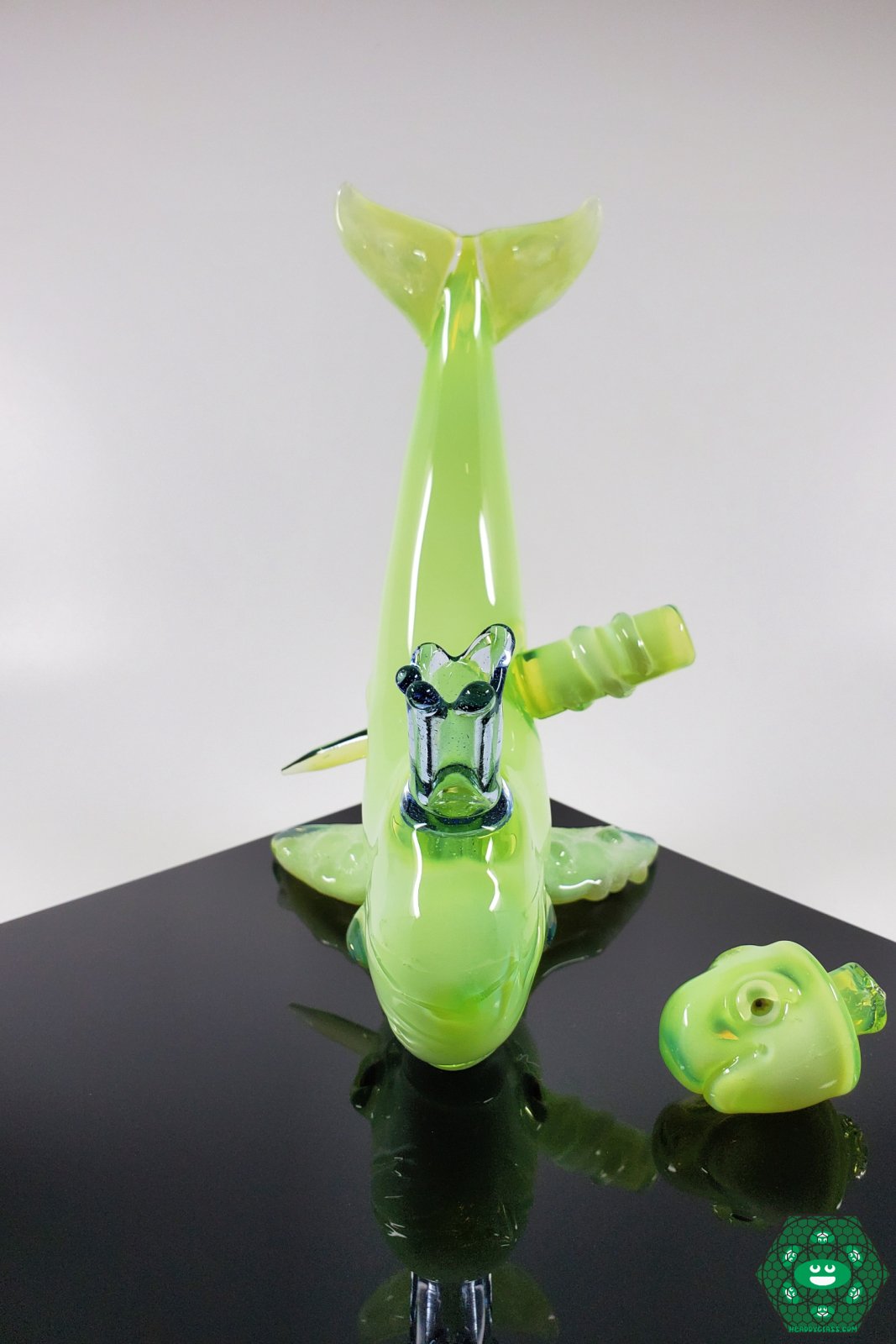  Stylish and durable A.H. Glass Mini Tube in White Green, perfect for all users.