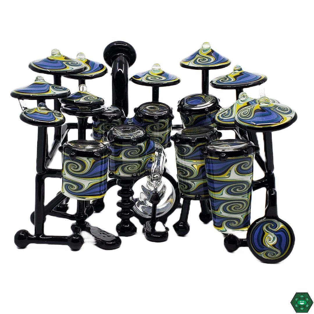 AJ Roberts Drum Set | 10MM Female 90° Joint Heady Glass Rig with Wig-Wag Sections and Smooth Filtration

