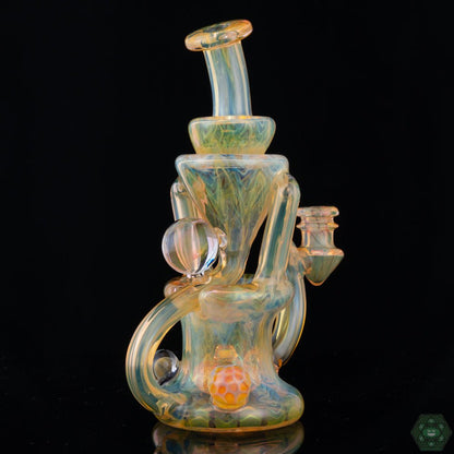 Artistic Fumed Glass Rig: The STF Glass Fumed Recycler #1 showcases a beautiful fumed finish, creating a unique and eye-catching aesthetic, perfect for those who appreciate artistry in their glassware.