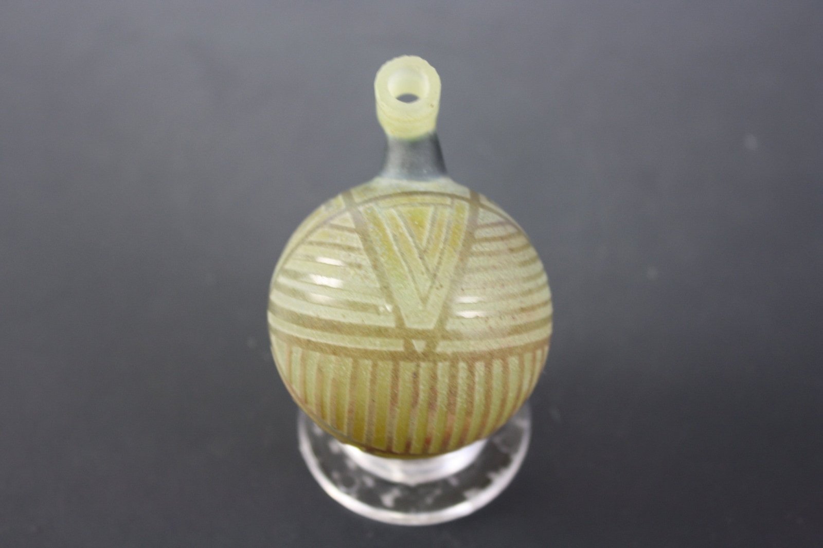 Bearclaw Space Key 7 - Compact and portable smoking tool with multi-use features for enhanced convenience.