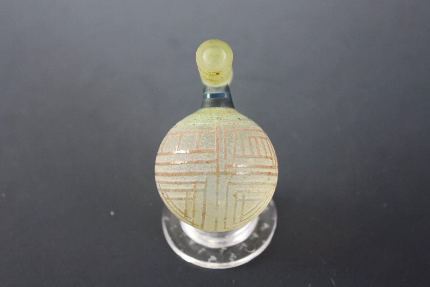 Bearclaw Space Key 9 - Stylish multi-tool complementing any smoking accessory collection.