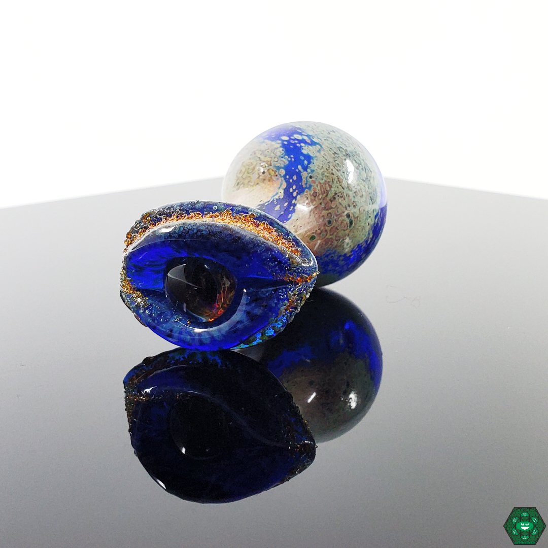 Bubble Cap for Quartz Bangers: The Guru G Bubble Cap is specifically designed for use with quartz bangers.