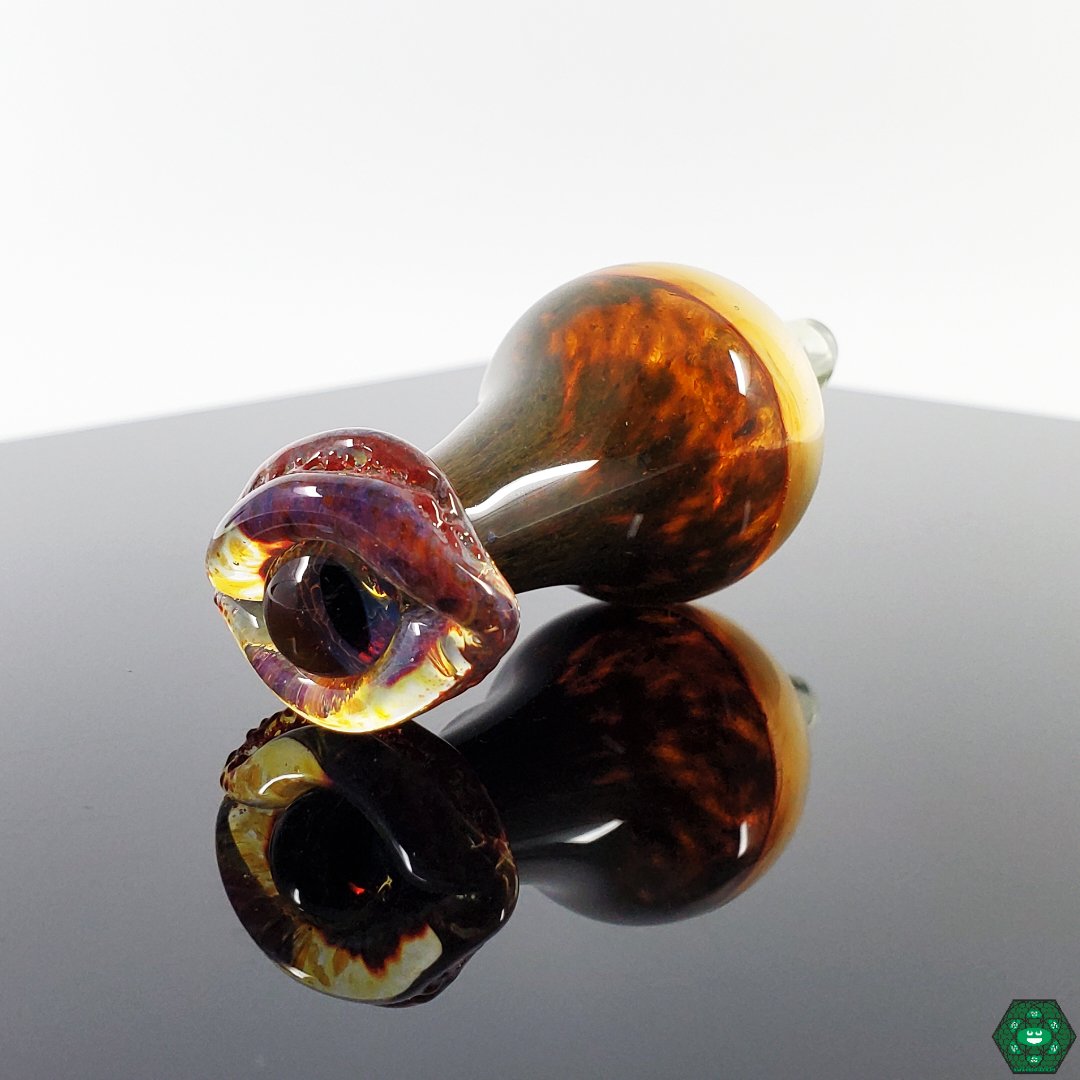 Bubble Cap for Smooth Hits: The Guru G Bubble Cap helps to cool down vapor and create smoother, less harsh hits.