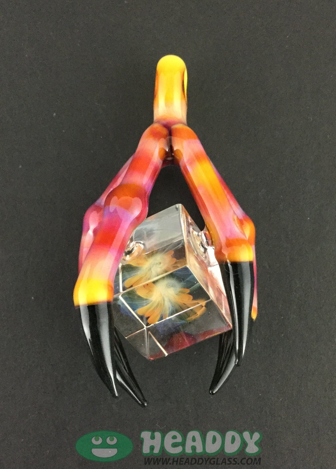 Burtoni/Hefe pendant - @BurtoniGlass x @HefeGlass - HG