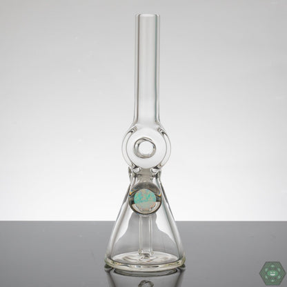 Clear Donut Tube with Opal Inlay: The Gemini Glass Clear Donut Tube #2 features a beautiful opal inlay, adding a touch of elegance to this compact and functional piece.


