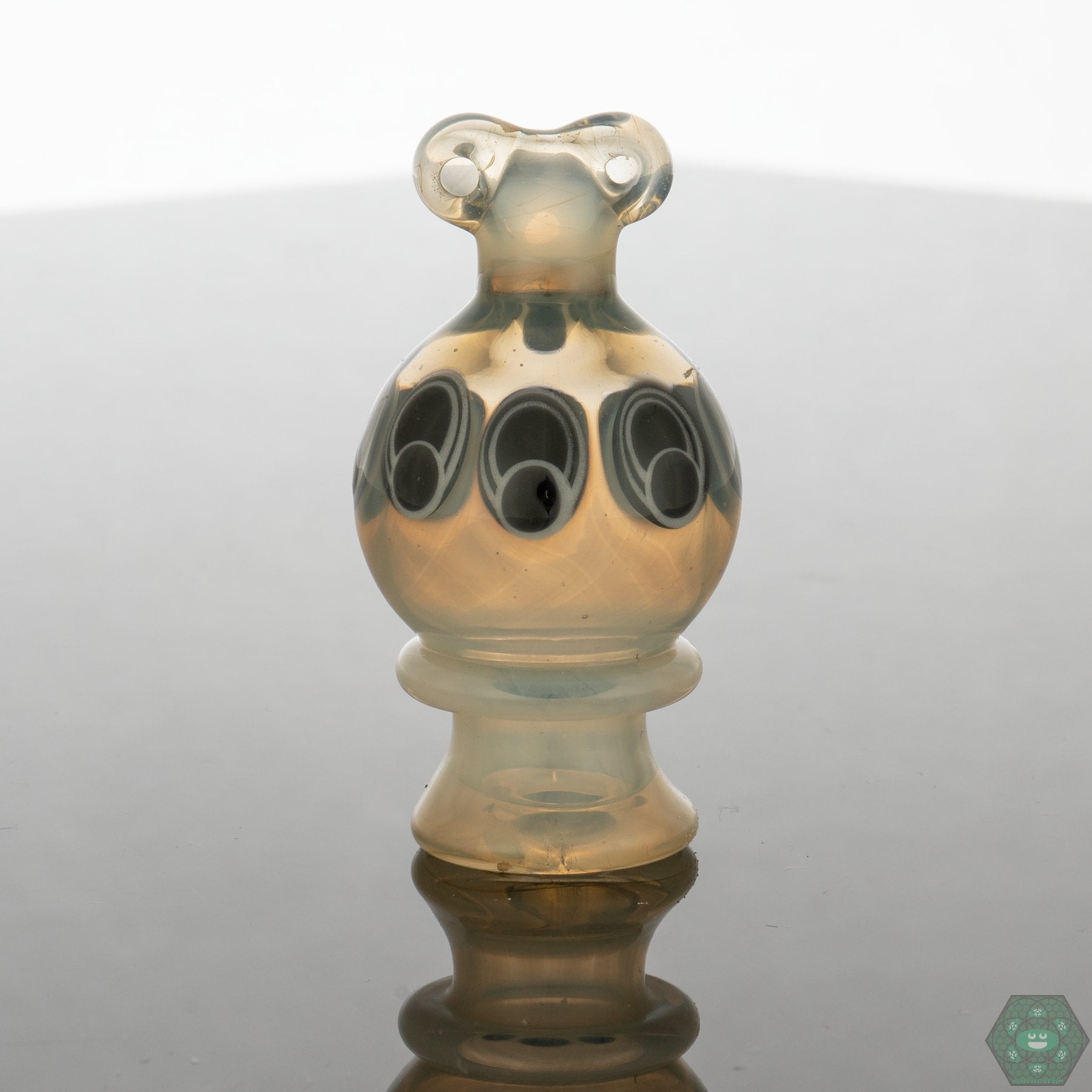 Consistent Performance with Spinner Caps: Natrix Glass Spinner Caps are designed for consistent and reliable performance, providing optimal airflow and vapor production with every use.